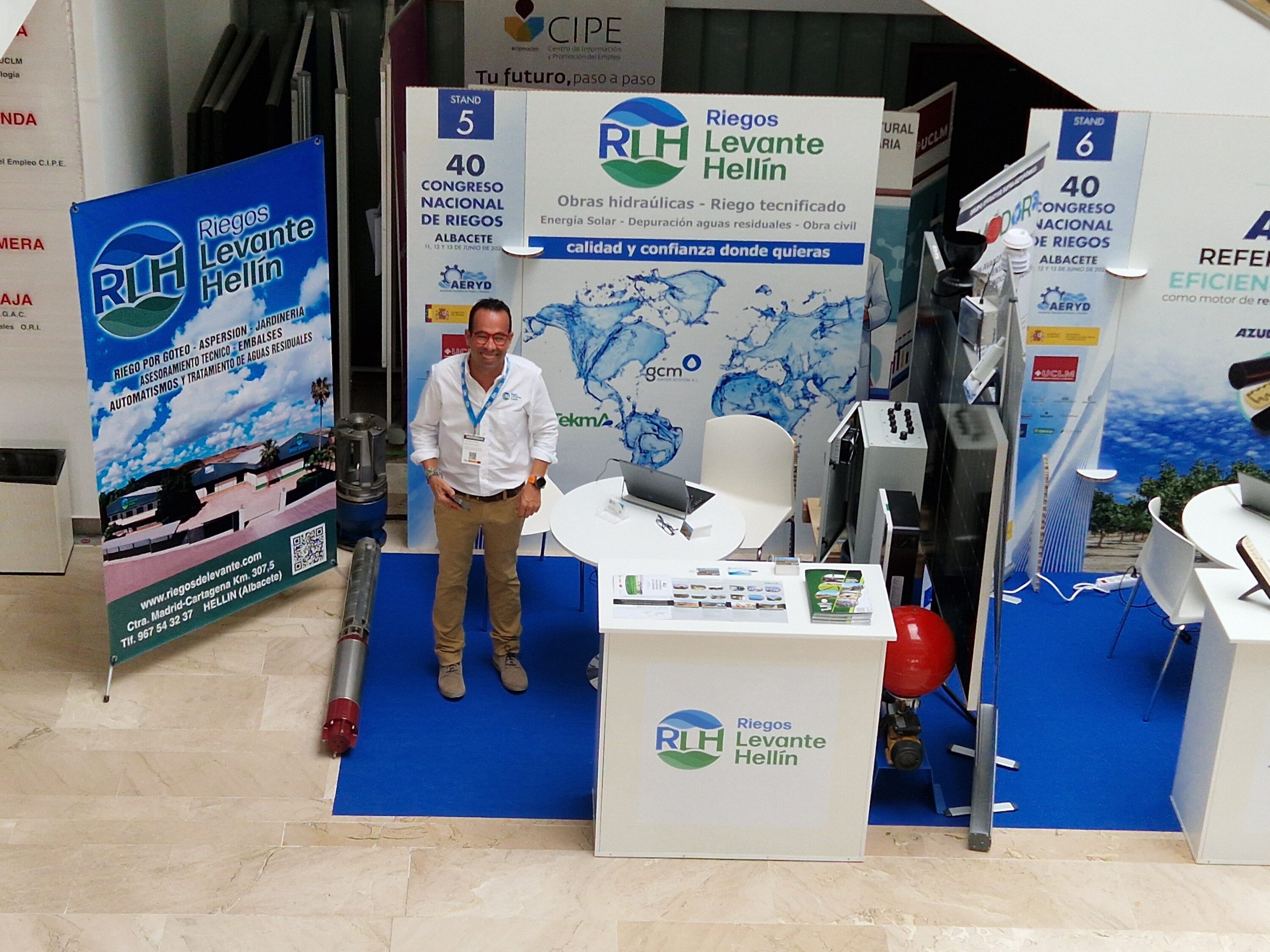 Javier Montoya en Stand RLH