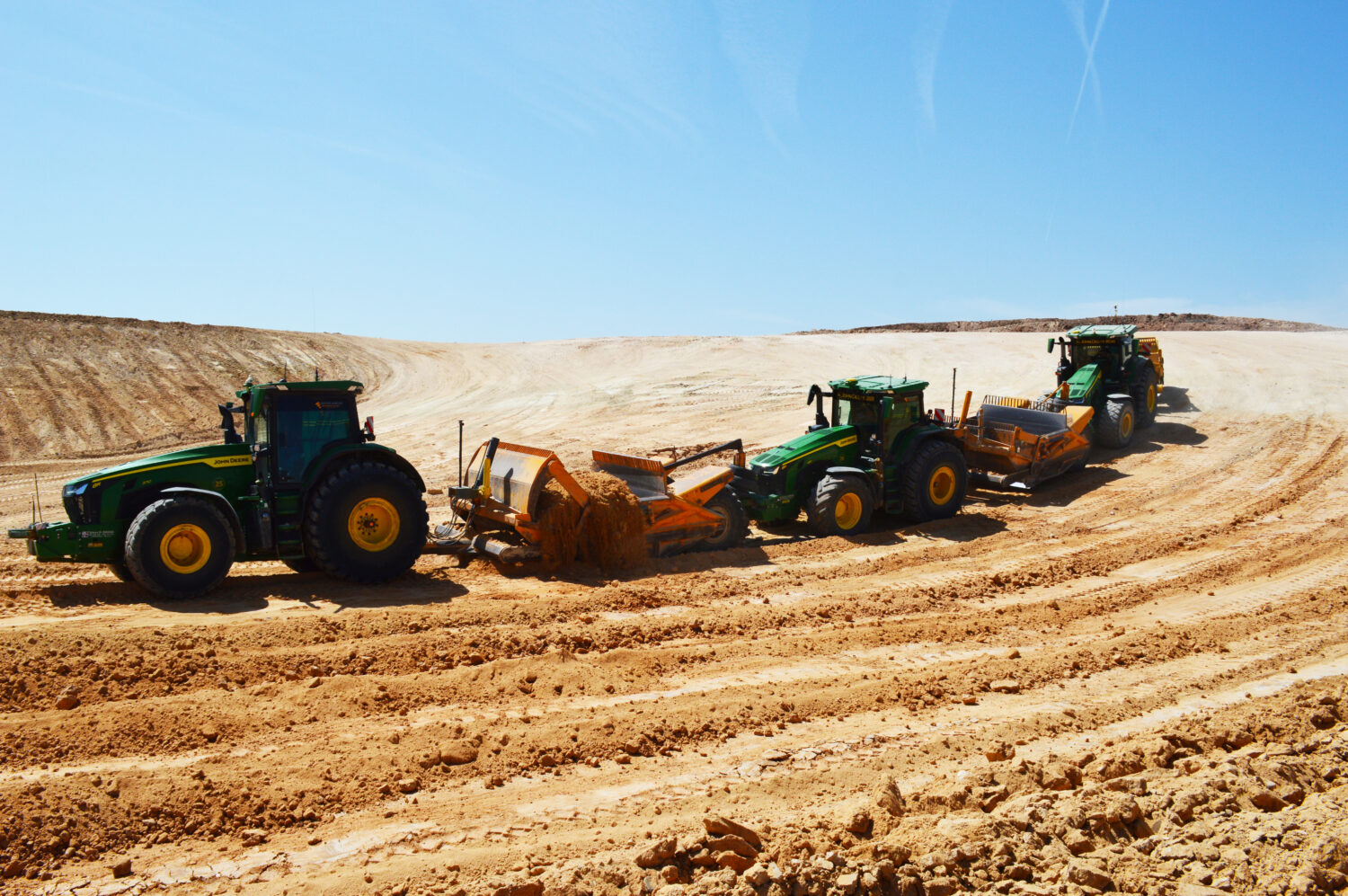Movimiento de tierras Finca San Martín balsa