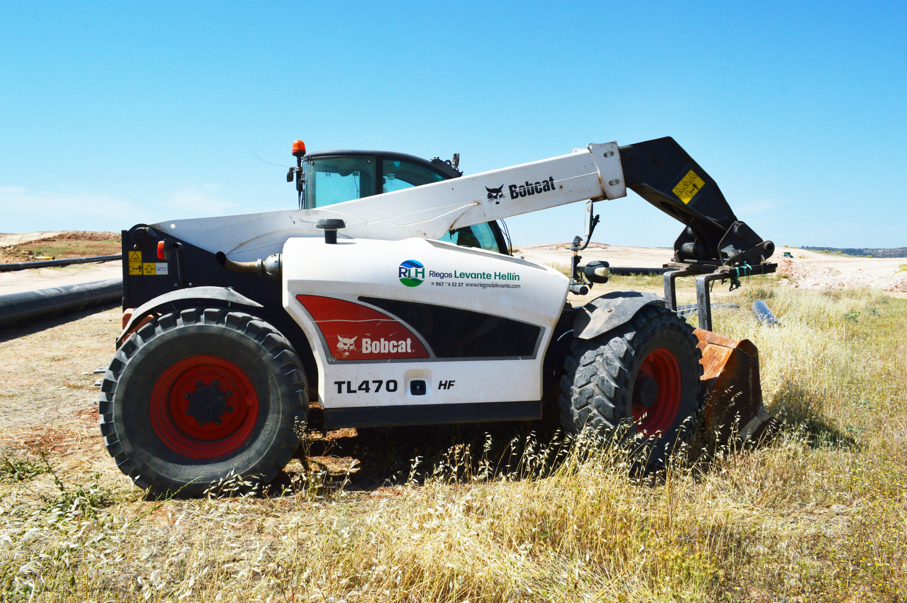 Máquina Bob Cat Manitou en San Martín