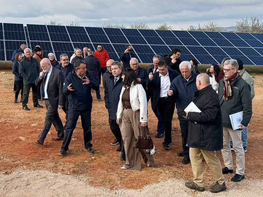 Placas solares Alcadozo y Page.